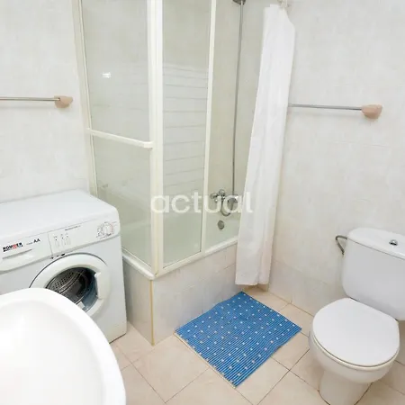 Apartment Catalunya F-2 *