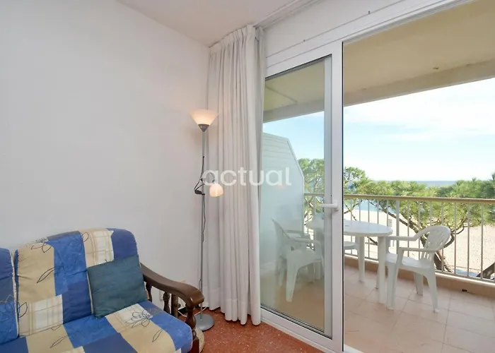 Catalunya F-2 Апартаменти *